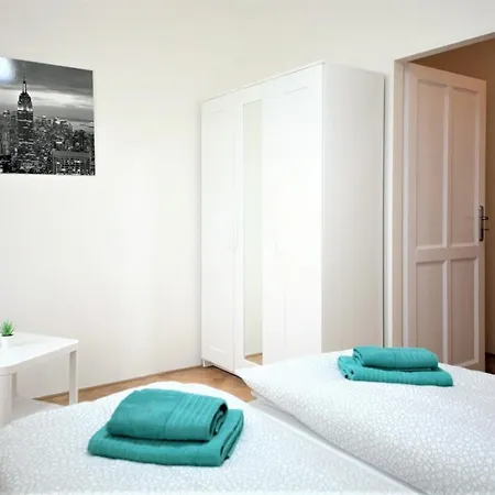 Angel Apartmanhotel 3*