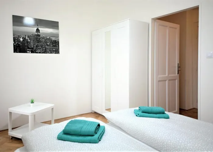 Angel Aparthotel 3*
